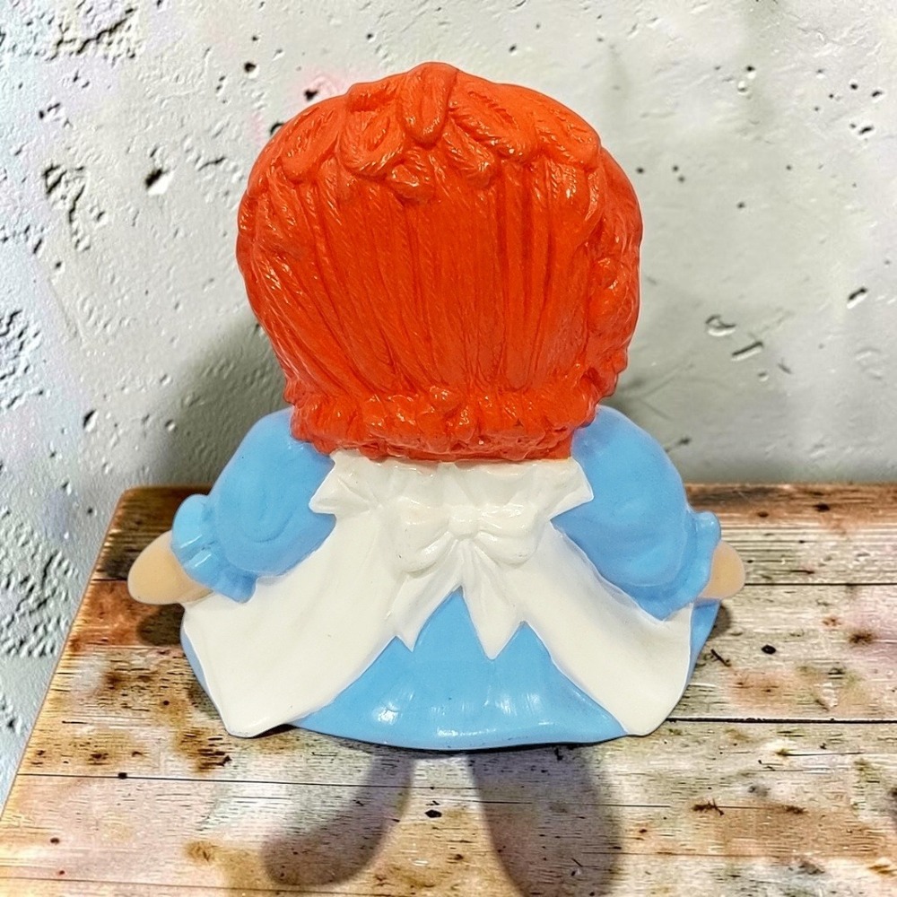VTG 1974 Bobbs-Merrill Raggedy Ann Ceramic Figurine 8" Red Hair Blue Dress Rare - Picture 4 of 7